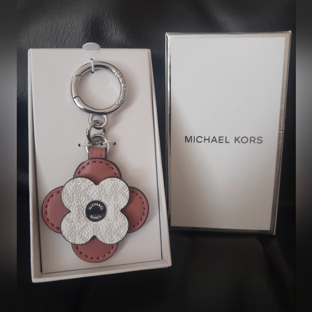 New Michael Kors Flower Tote/Keychain Tote Charm In Rose Multi NWT & Gift Box
